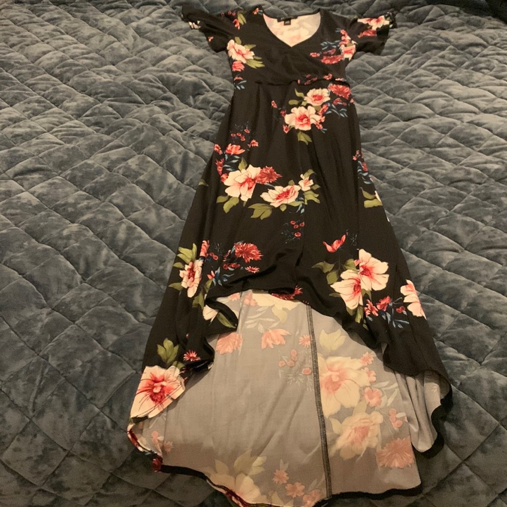 Floor length floral dress with an open slit in the middle by BCX